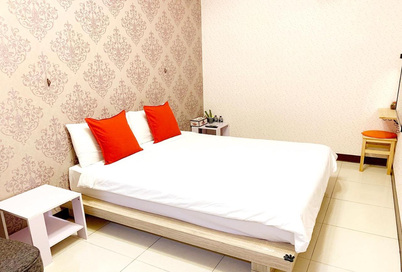Snug-Nine Hotel Hengchun Old Town Exterior foto