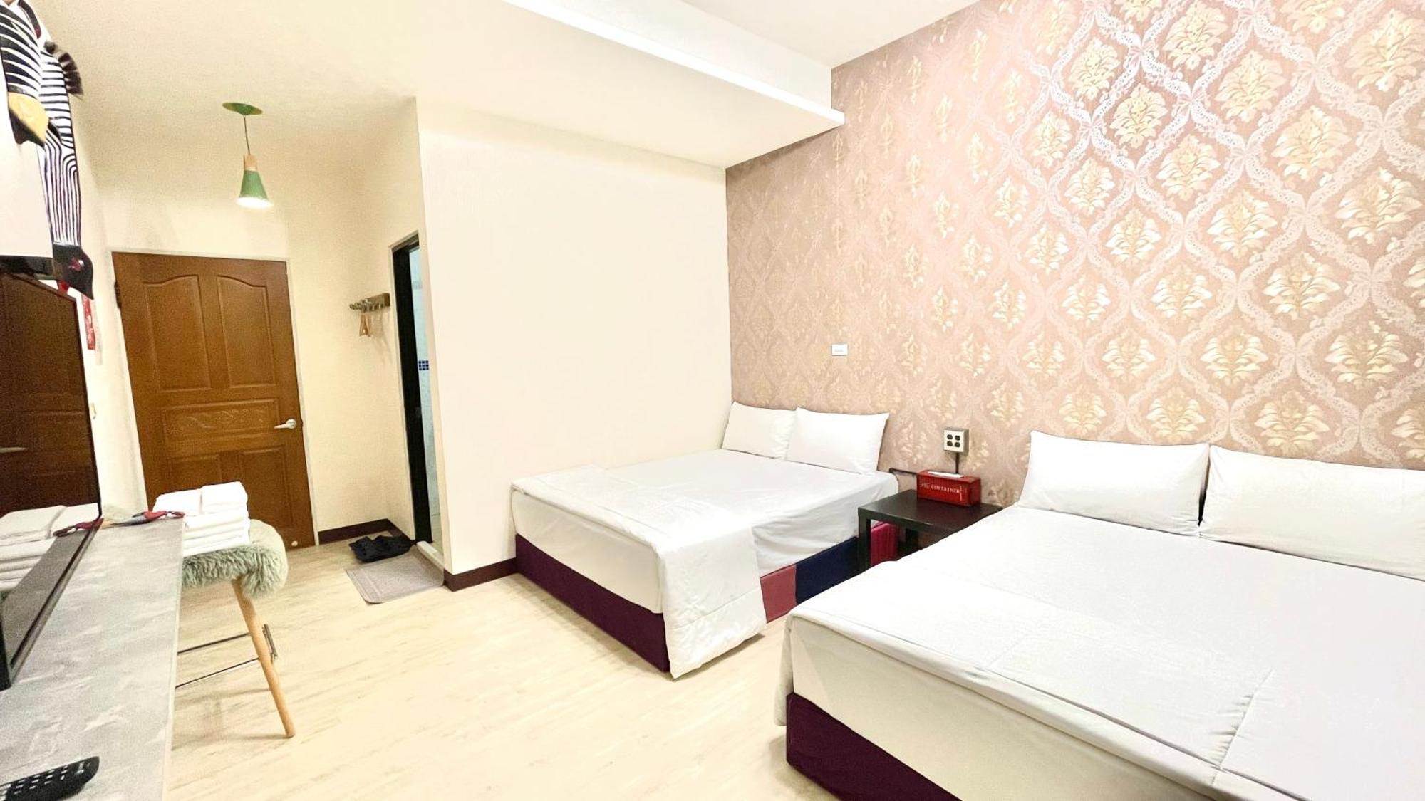 Snug-Nine Hotel Hengchun Old Town Exterior foto